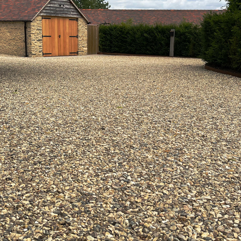 Cargar imagen en el visor de galería, Gravel stabilisation grids. Geocell grids with 20mm flint gravel